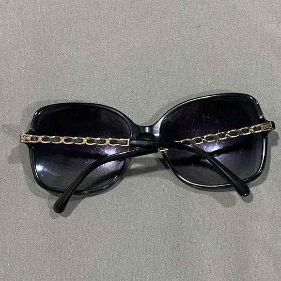 Good condition. Chanel sunnies. Authentic - Picture 5 of 5